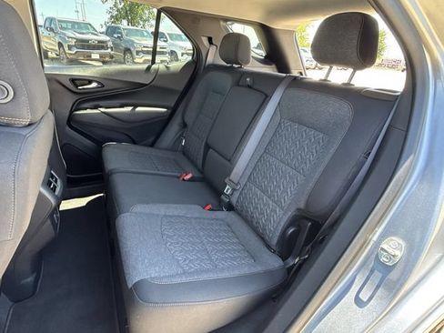 Used 2023 Chevrolet Equinox LT FWD image 27