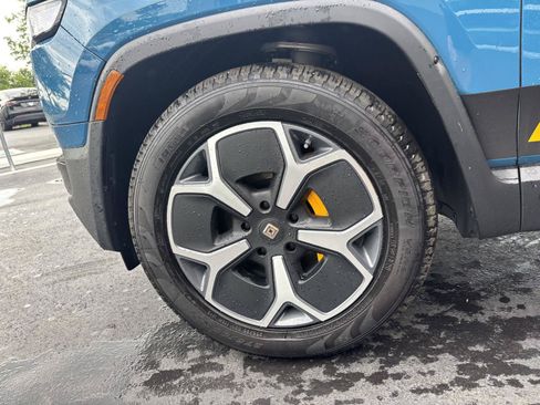 Used 2022 Rivian R1T Adventure AWD/4WD image 14