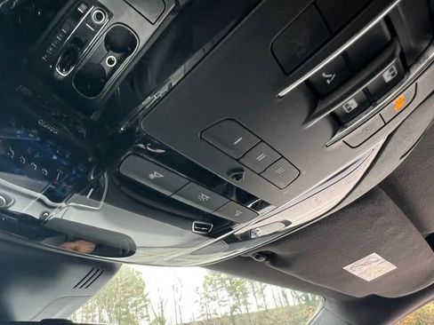 Used 2018 Maserati Ghibli GranSport image 29