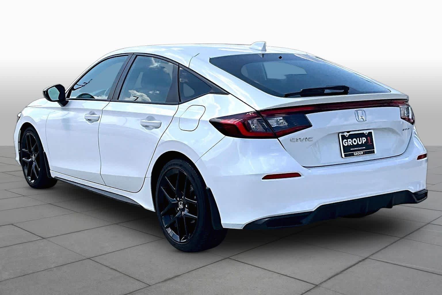 Used 2025 Honda Civic Sport image 11