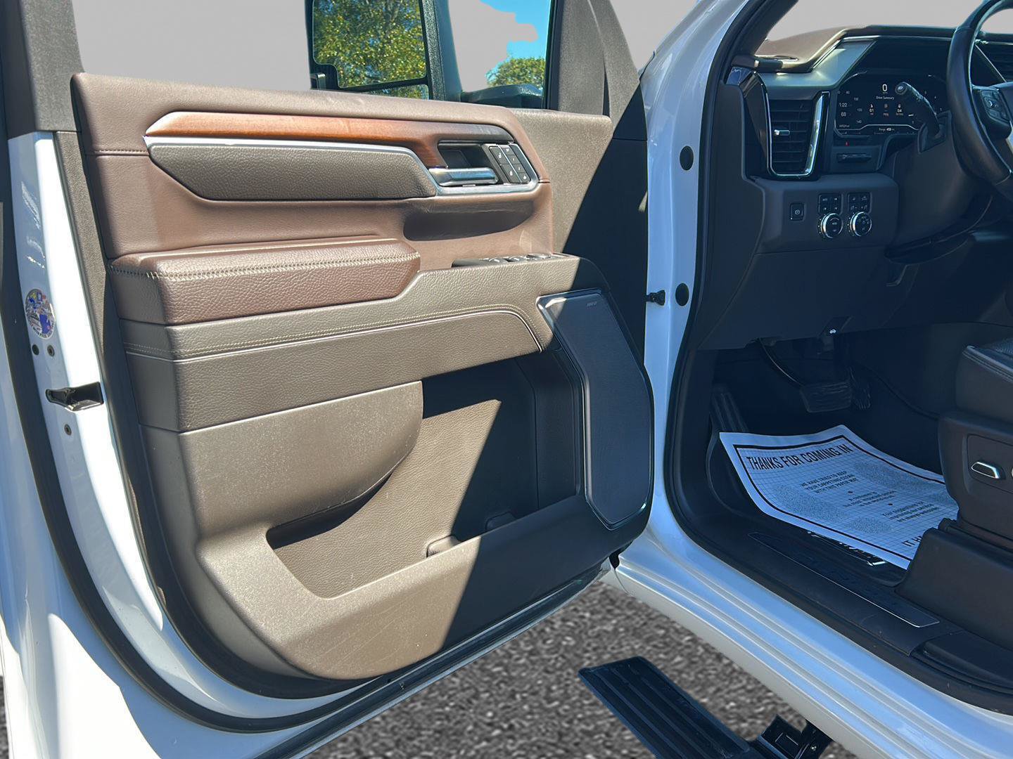 Certified 2024 GMC Sierra 2500 Denali w/ Denali Reserve Package AWD/4WD image 11