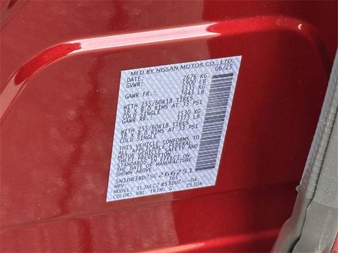 Certified 2025 Nissan Pathfinder SV w/ SV Premium Package image 34