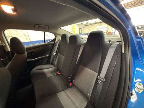 Used 2024 Nissan Sentra SV FWD image 21