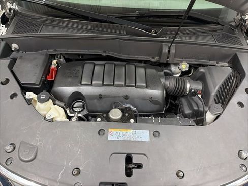 Used 2017 Chevrolet Traverse LT AWD/4WD image 28