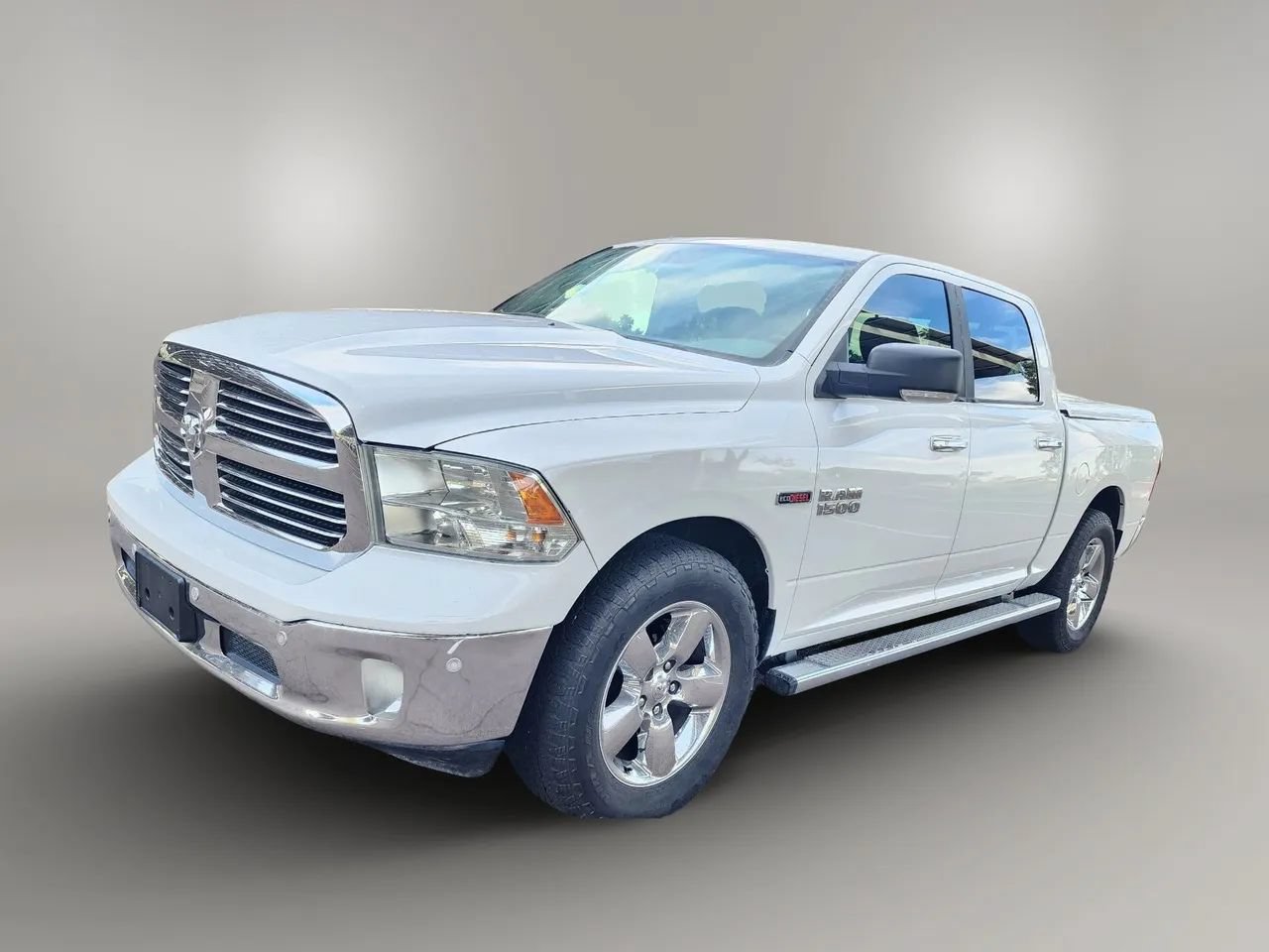 Used 2015 RAM 1500 Lone Star AWD/4WD image 6