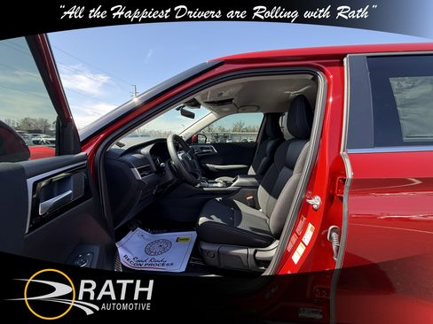 New 2026 Mitsubishi Outlander ES image 12