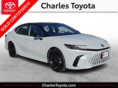 Certified 2025 Toyota Camry XSE image 1