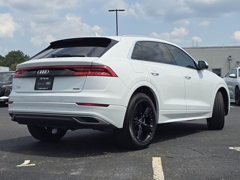 Certified 2023 Audi Q8 Premium AWD/4WD image 7