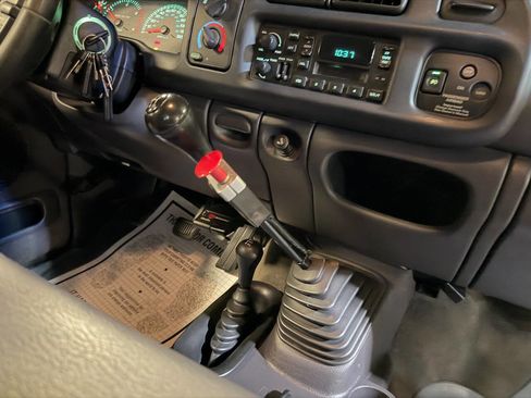 Used 1998 Dodge Ram 2500 Truck 4x4 Quad Cab image 42