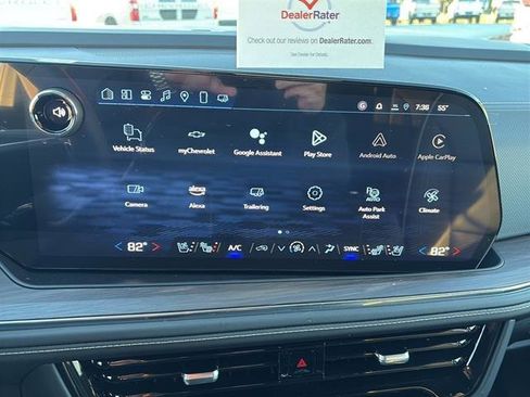 New 2025 Chevrolet Suburban Premier w/ Sun And Tow Package image 25