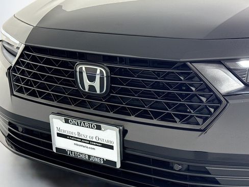 Used 2025 Honda Accord Touring image 13