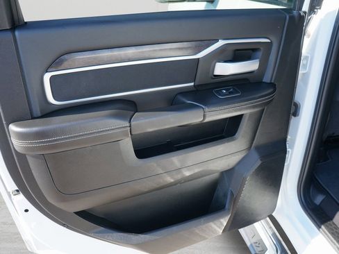 Used 2024 RAM 2500 Big Horn image 12