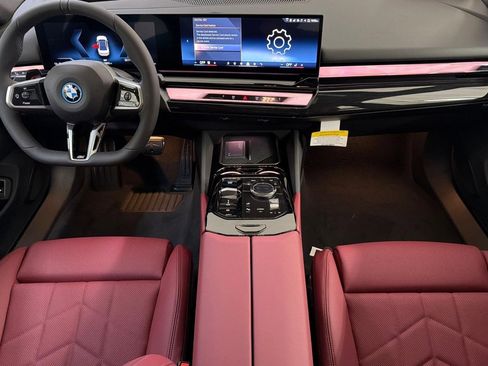 New 2026 BMW i5 eDrive40 w/ M Sport Package RWD image 15
