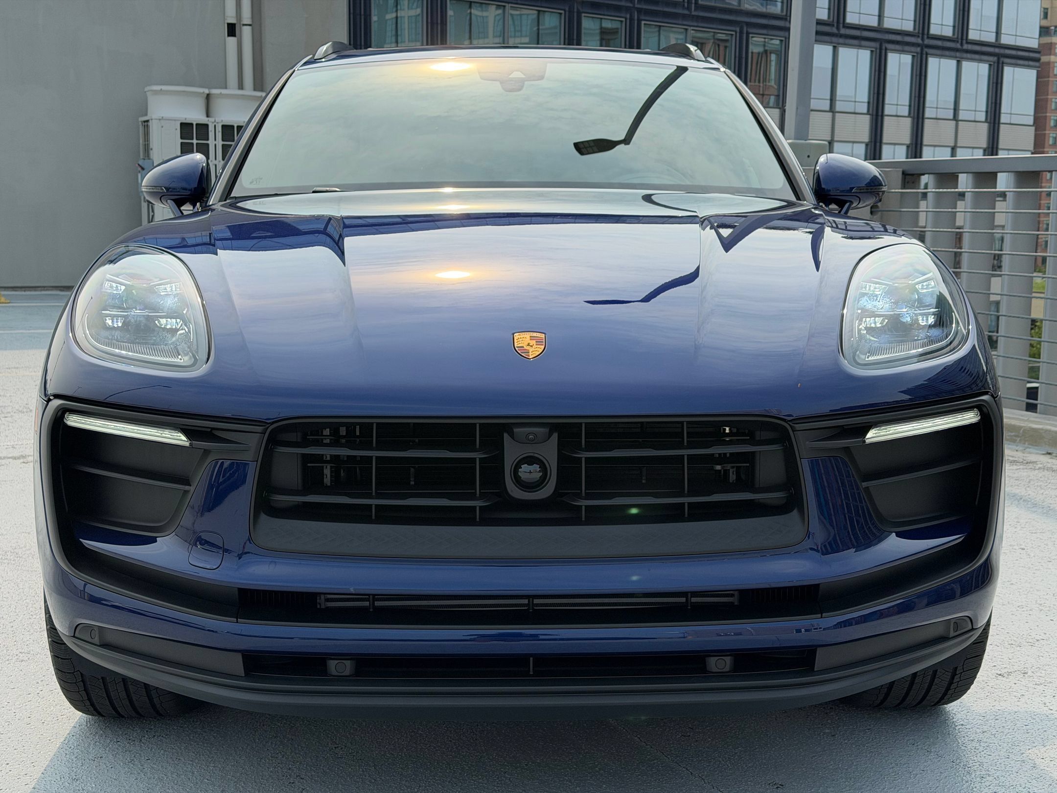 Used 2026 Porsche Macan AWD/4WD image 6