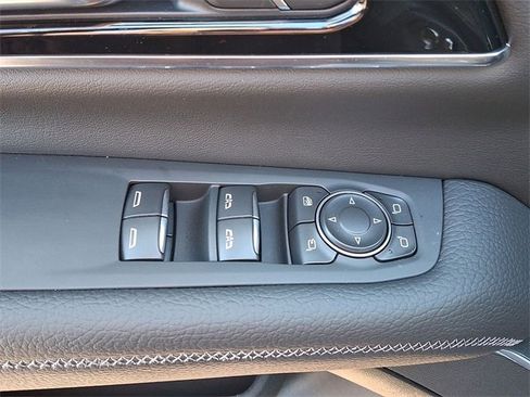 Certified 2026 GMC Yukon XL Denali w/ Sun & Power Step Package image 23