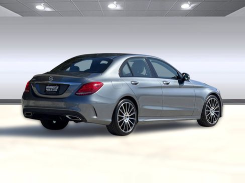 Used 2018 Mercedes-Benz C 300 Sedan image 8