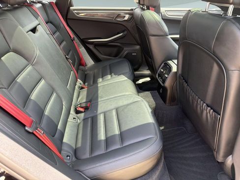 Certified 2024 Porsche Macan GTS AWD/4WD image 30
