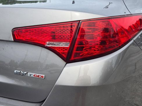 Used 2012 Kia Optima EX w/ Premium Pkg FWD image 7