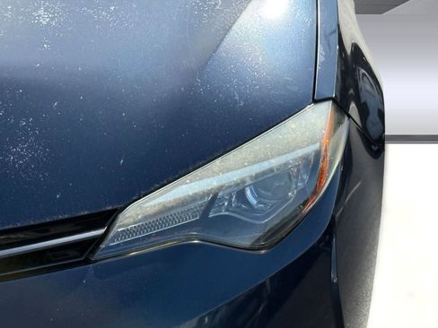 Used 2017 Toyota Corolla LE image 11