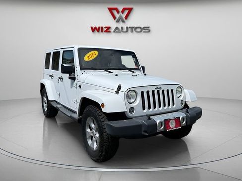 Used 2014 Jeep Wrangler Unlimited Sahara w/ Connectivity Group image 7