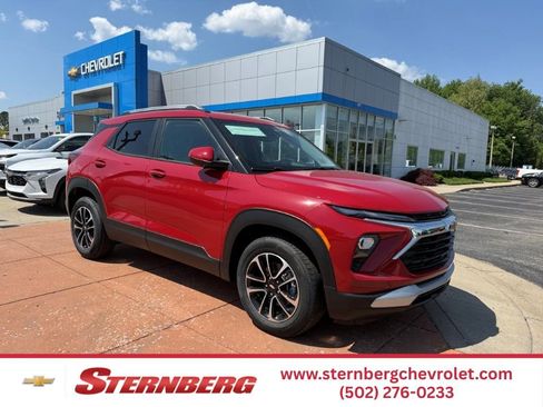 New 2026 Chevrolet TrailBlazer LT FWD image 1