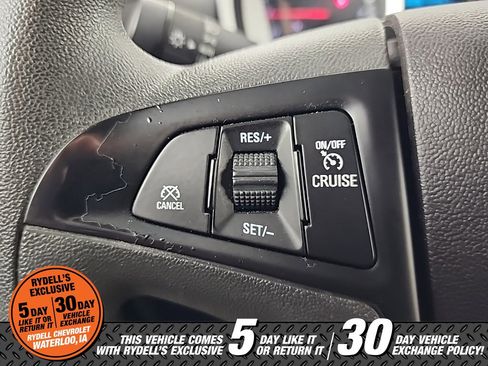 Used 2017 Chevrolet Equinox LS image 24