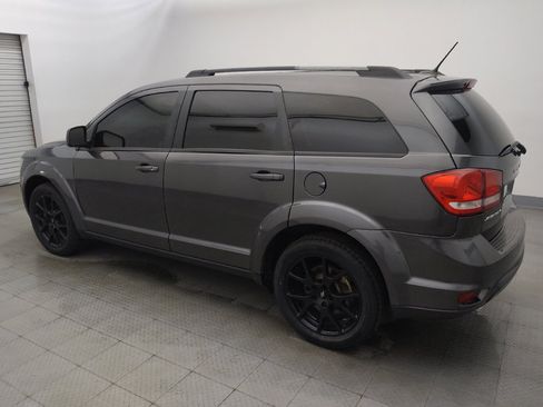 Used 2018 Dodge Journey GT w/ Driver Convenience Group FWD image 3