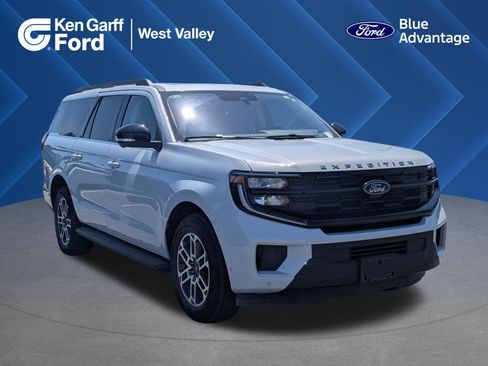 Certified 2025 Ford Expedition Max Active AWD/4WD image 1