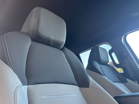 New 2025 Toyota Tacoma TRD Off-Road image 18