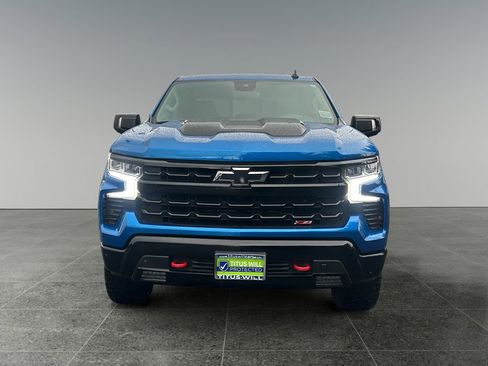 Used 2022 Chevrolet Silverado 1500 LT Trail Boss w/ LT Trail Boss Premium Package AWD/4WD image 3