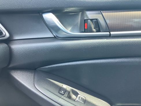 Used 2021 Honda Accord Sport image 35