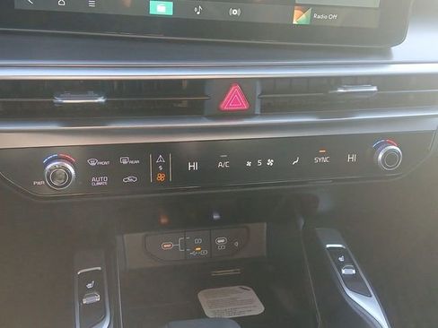 New 2026 Kia Sorento S image 18