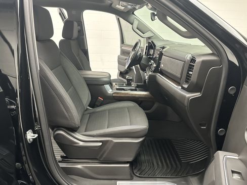 Used 2025 GMC Sierra 1500 Elevation image 24