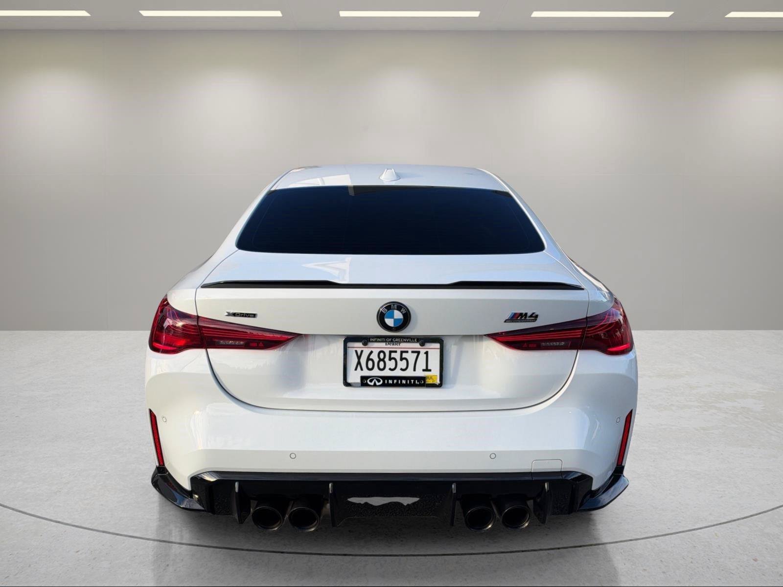 Used 2027 BMW M4 xDrive Competition AWD/4WD image 4
