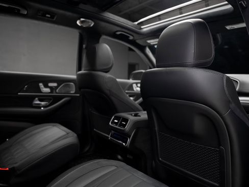 Used 2025 Mercedes-Benz GLS 63 AMG 4MATIC image 81