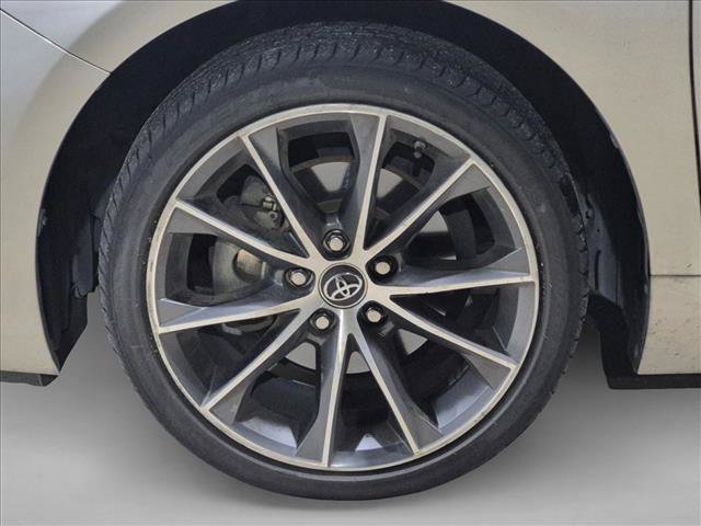 Used 2015 Toyota Camry LE FWD image 6