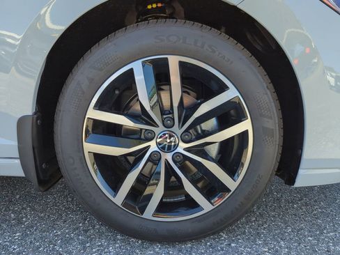 New 2026 Volkswagen Jetta SE image 42