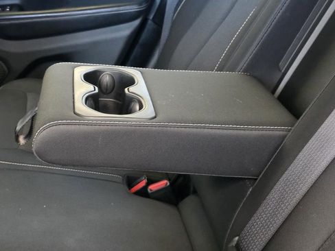 Used 2024 Jeep Grand Cherokee Laredo image 10