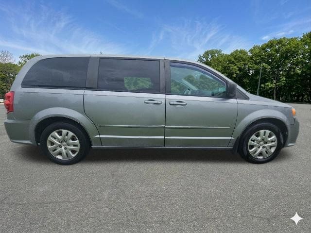 Used 2017 Dodge Grand Caravan SE w/ Power Window Group FWD image 9