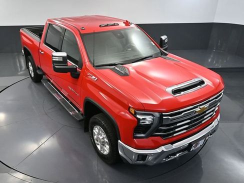 Used 2024 Chevrolet Silverado 2500 LTZ w/ LTZ Plus Package image 63