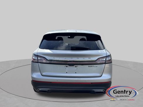 Used 2019 Lincoln Nautilus Reserve AWD/4WD image 4