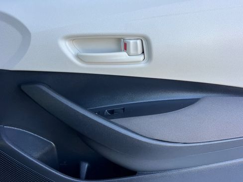 Certified 2025 Toyota Corolla LE FWD image 17