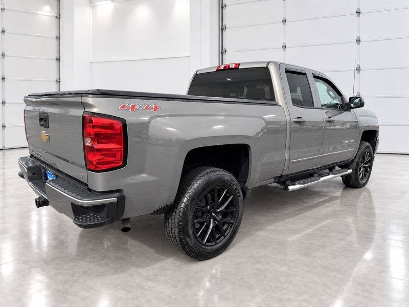 Used 2017 Chevrolet Silverado 1500 LT w/ All Star Edition AWD/4WD image 7
