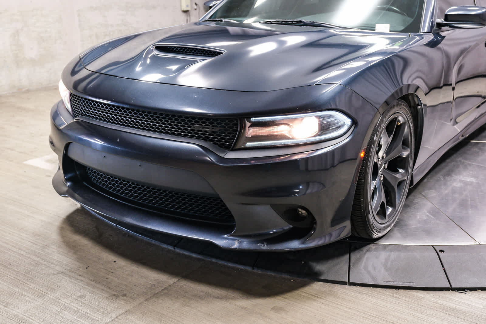 Used 2019 Dodge Charger GT RWD image 11