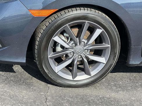 Used 2019 Honda Civic EX image 8