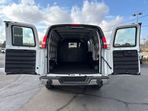 Used 2024 Chevrolet Express 2500 w/ Driver Convenience Package image 41