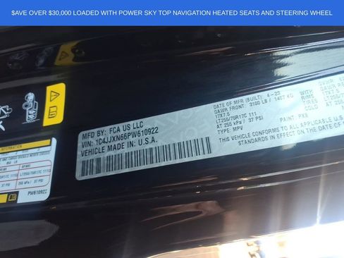 Used 2023 Jeep Wrangler Unlimited w/ Sun & Screen Package image 29