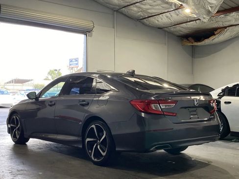 Used 2019 Honda Accord Sport image 2