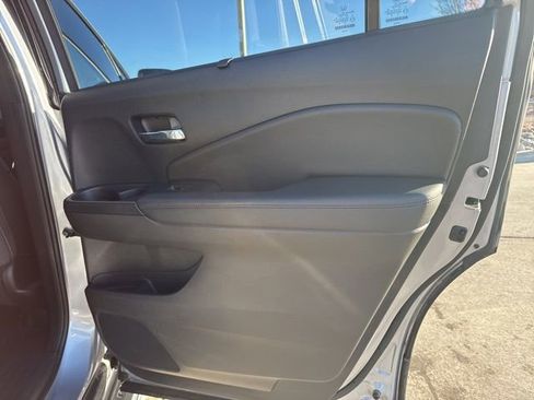 Used 2020 Honda Passport Touring image 17