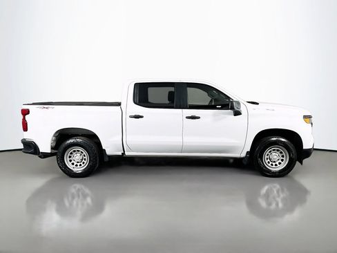 Used 2023 Chevrolet Silverado 1500 W/T w/ Trailering Package AWD/4WD image 4